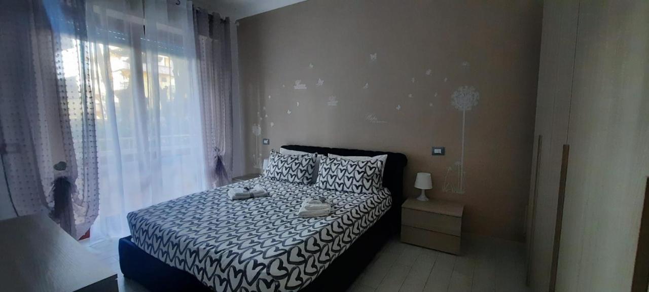 Casa Vacanze Mary Carrara Dış mekan fotoğraf